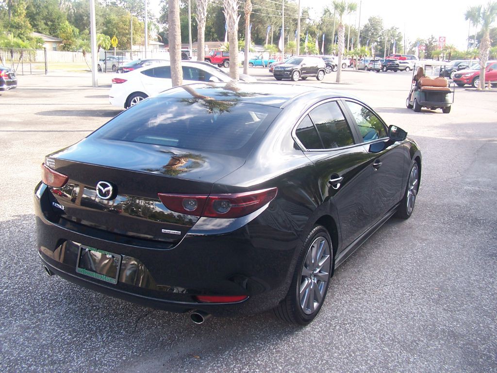 2021 Mazda Mazda3 Image 4