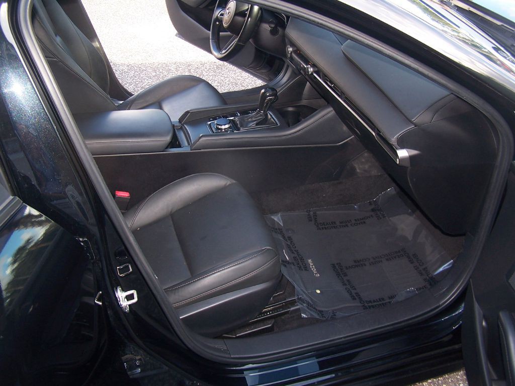 2021 Mazda Mazda3 Image 8