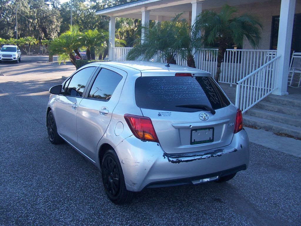 2015 Toyota Yaris Image 5