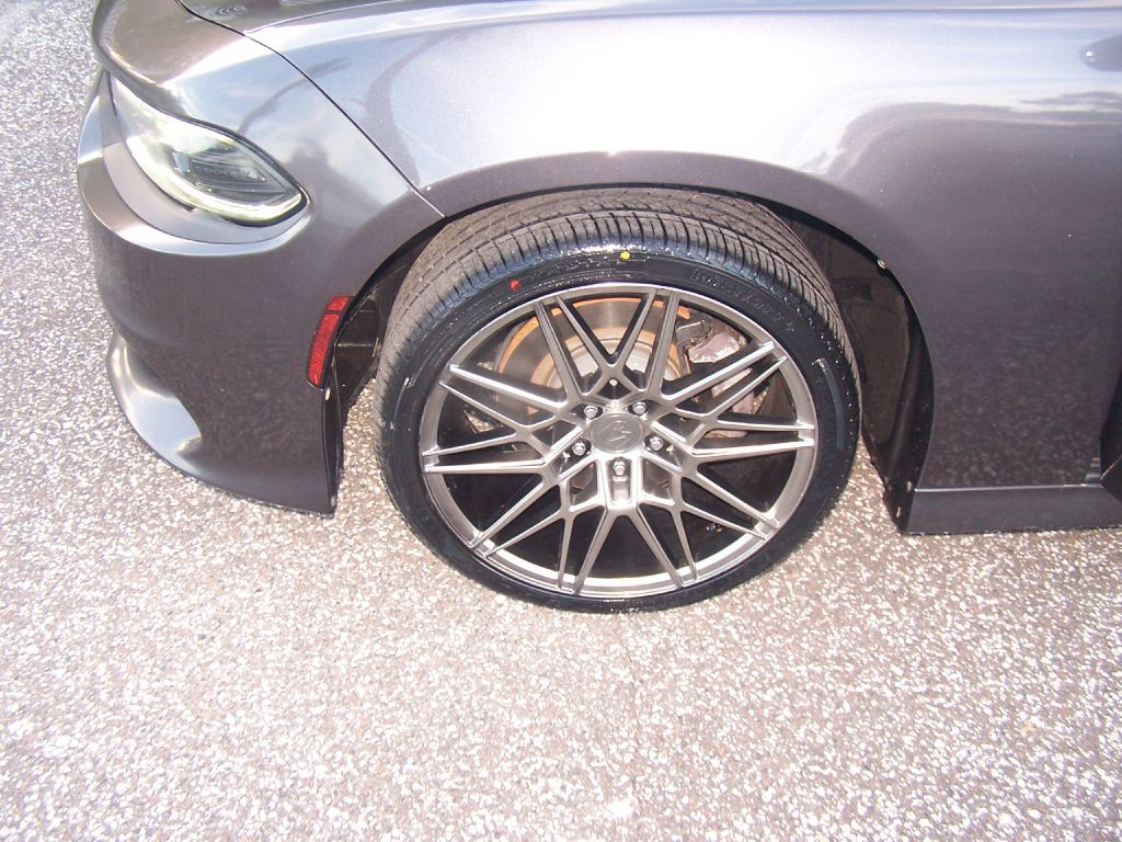 2018 Dodge Charger Image 12