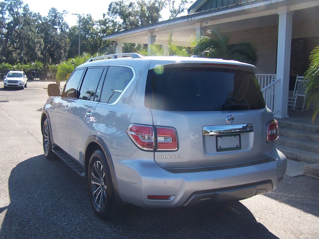 2020 Nissan Armada Image 5