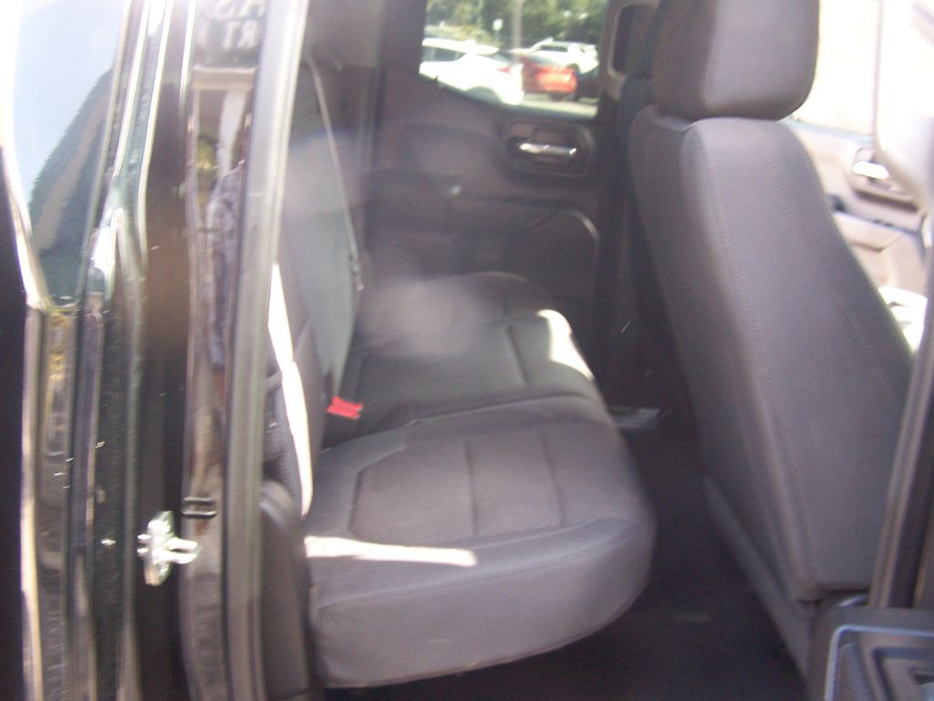 2019 Chevrolet Silverado 1500 Image 9