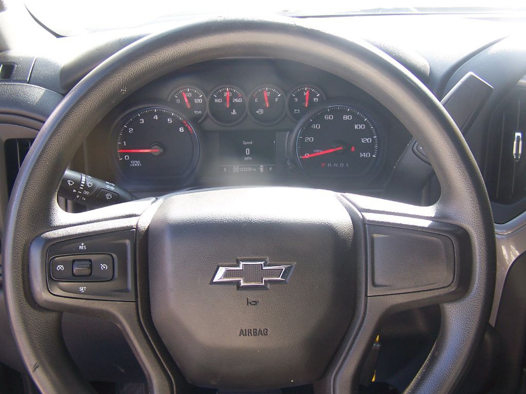 2019 Chevrolet Silverado 1500 Image 11