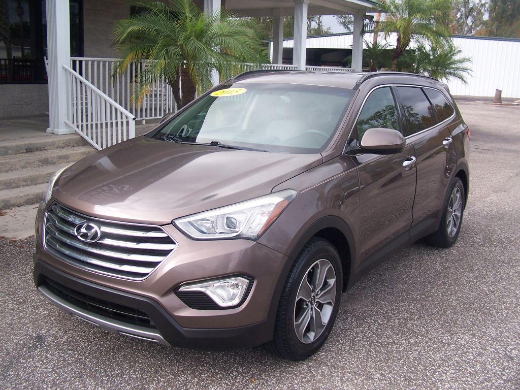 2015 Hyundai Santa Fe Image 2