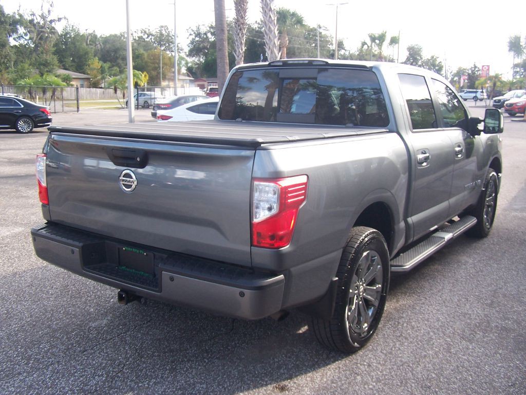 2018 Nissan Titan Image 4