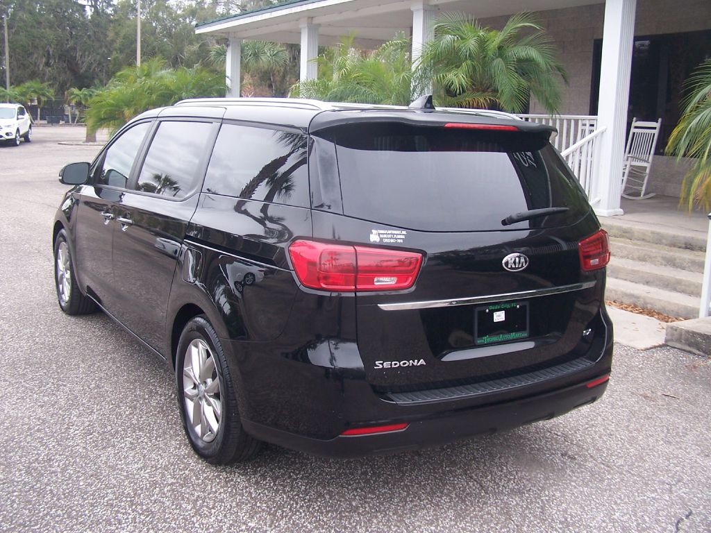 2019 Kia Sedona Image 5