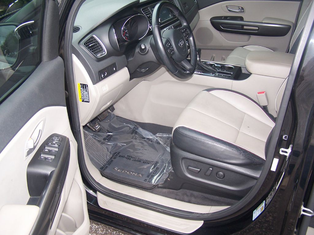 2019 Kia Sedona Image 6