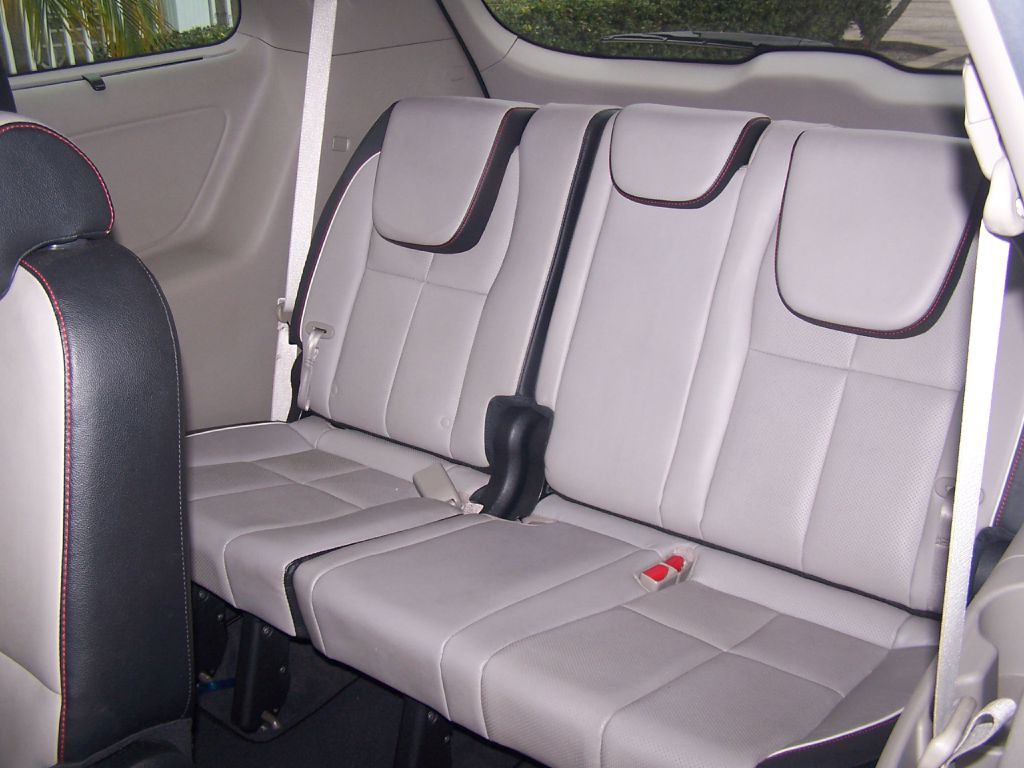 2019 Kia Sedona Image 8