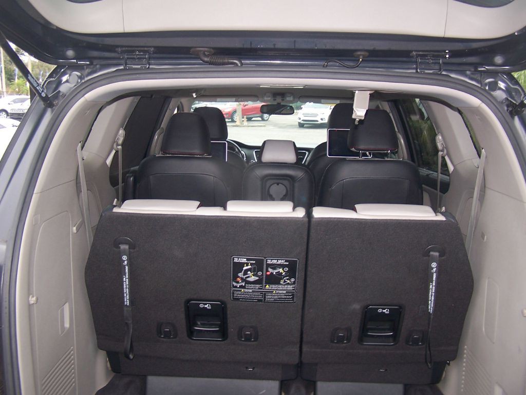 2019 Kia Sedona Image 13