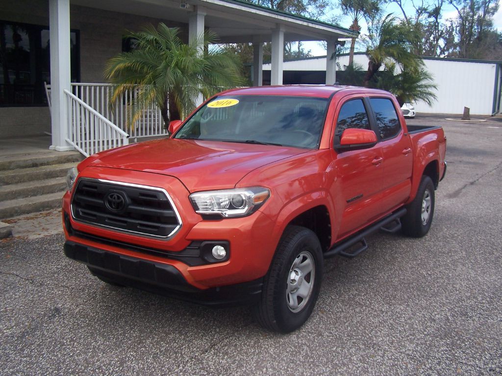 2016 Toyota Tacoma Image 2