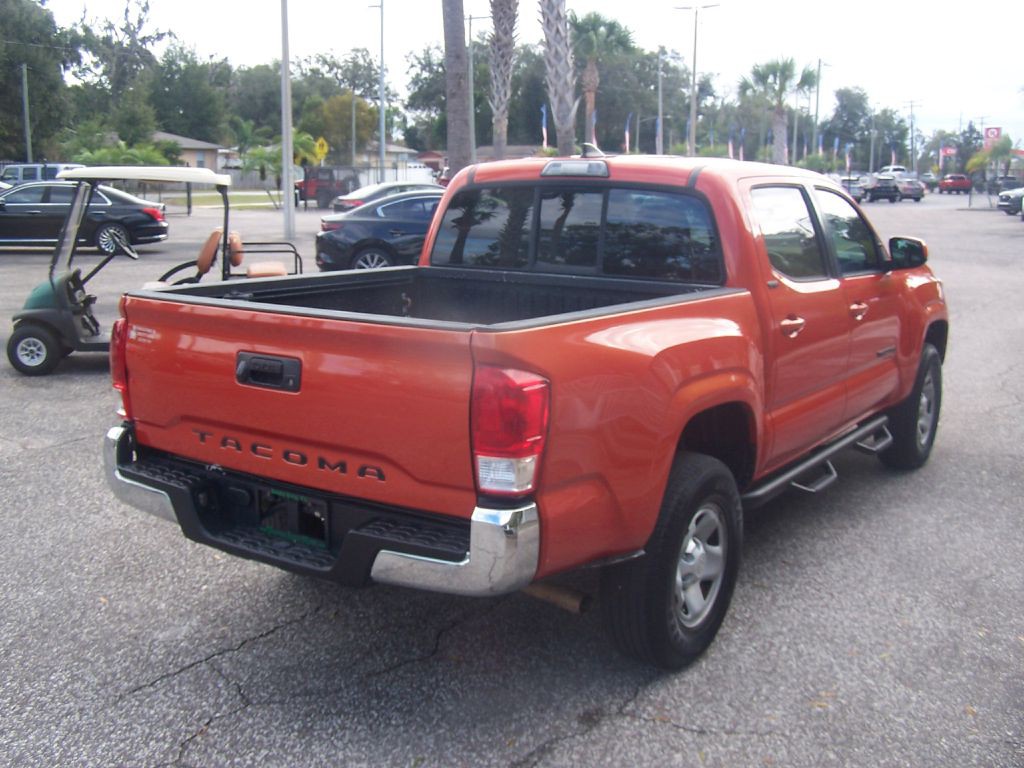 2016 Toyota Tacoma Image 4