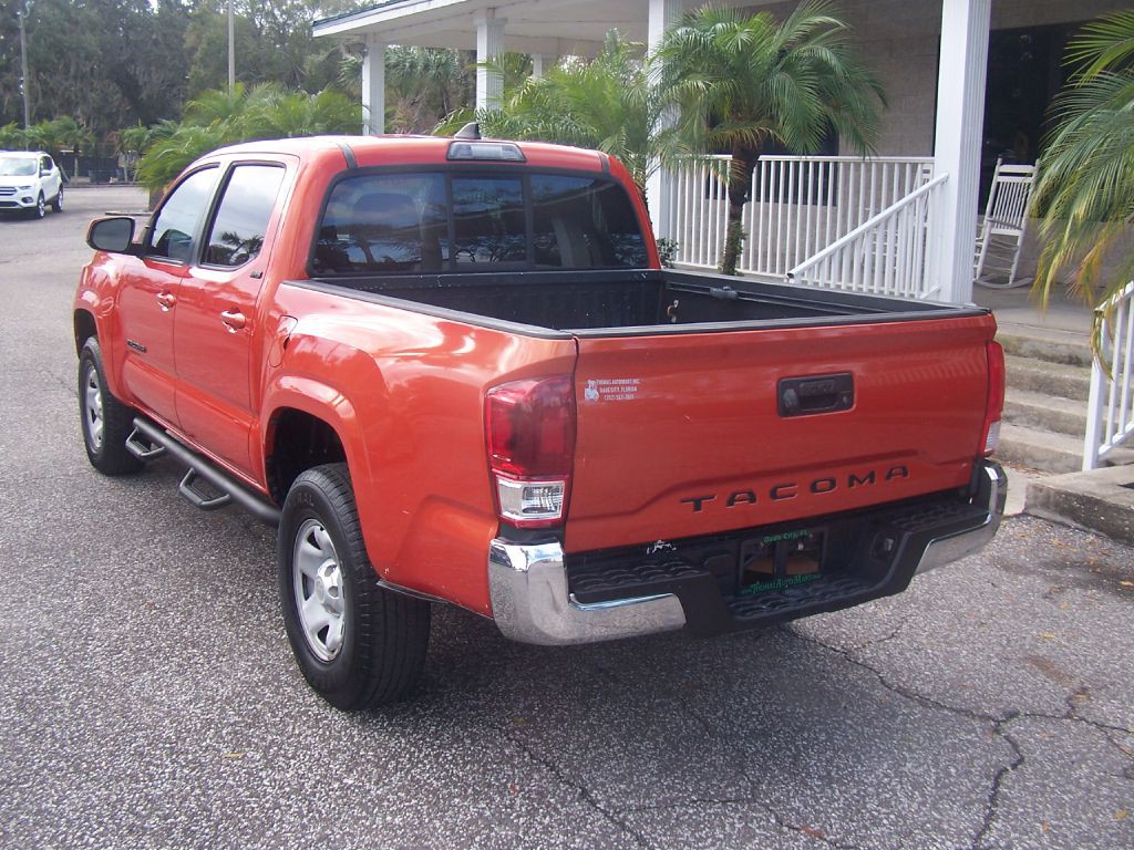 2016 Toyota Tacoma Image 5