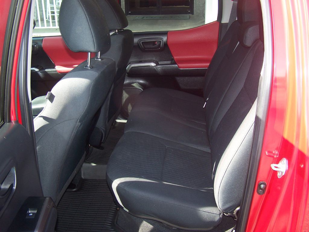 2022 Toyota Tacoma Image 7