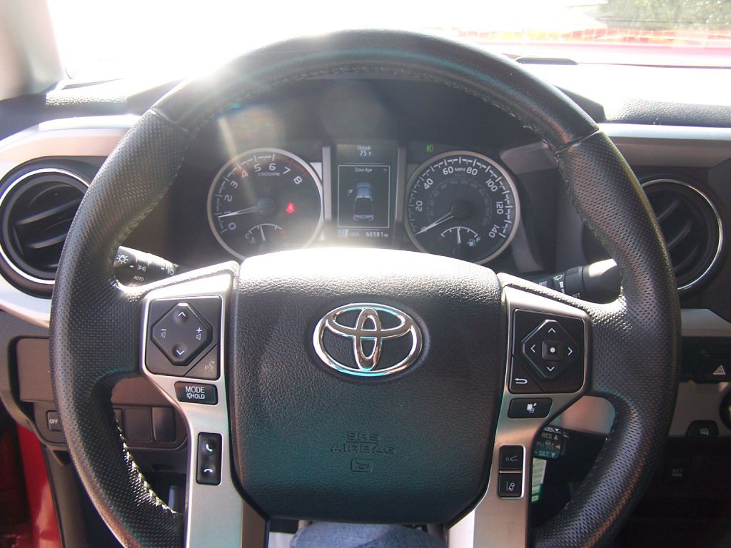 2022 Toyota Tacoma Image 11