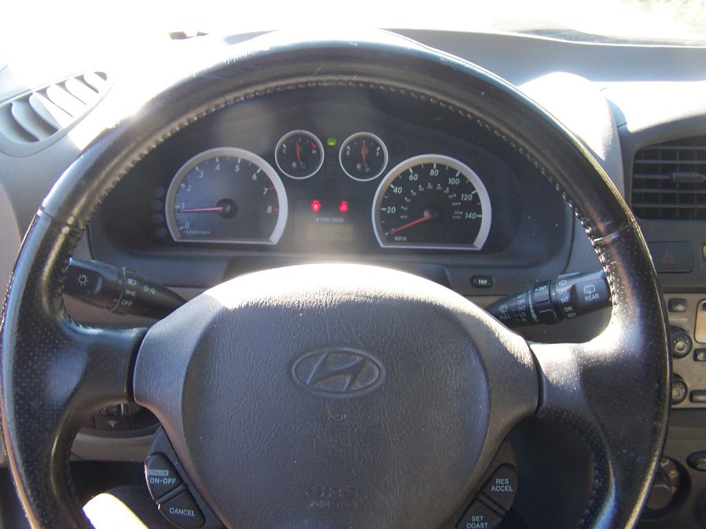 2005 Hyundai Santa Fe Image 11