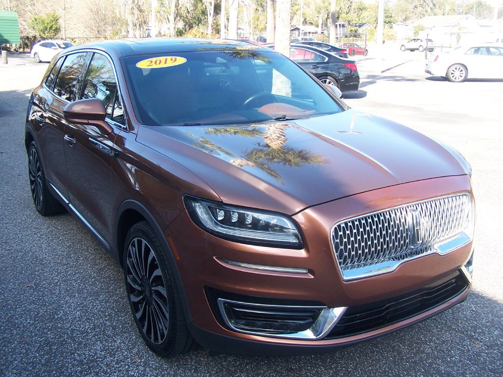 2019 Lincoln Nautilus Image 3