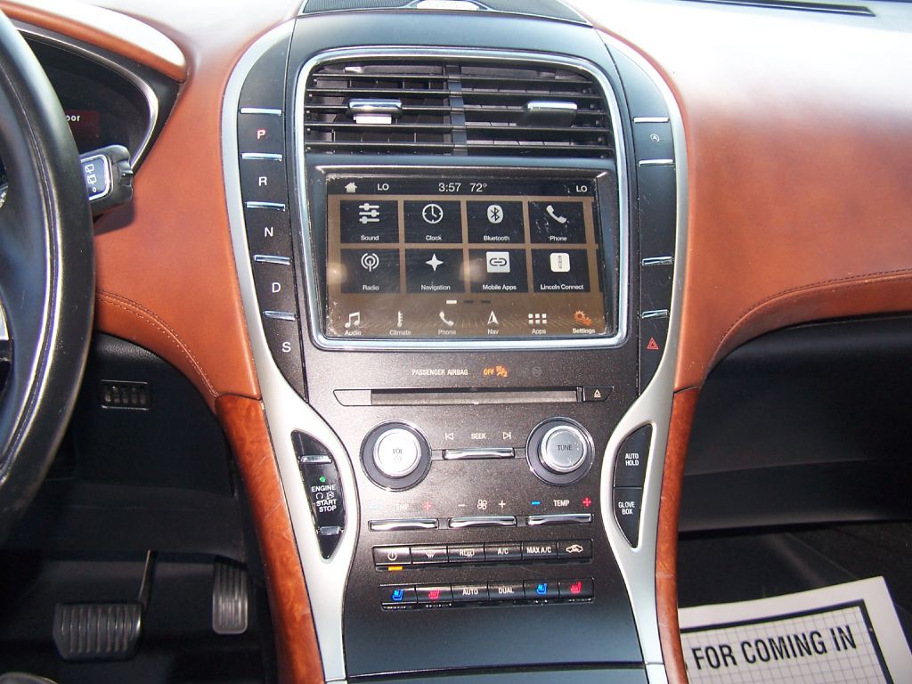 2019 Lincoln Nautilus Image 12