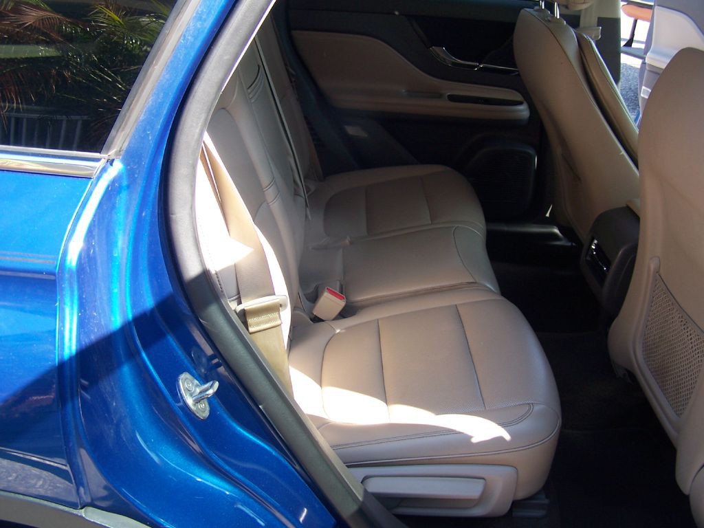 2020 Lincoln Corsair Image 9