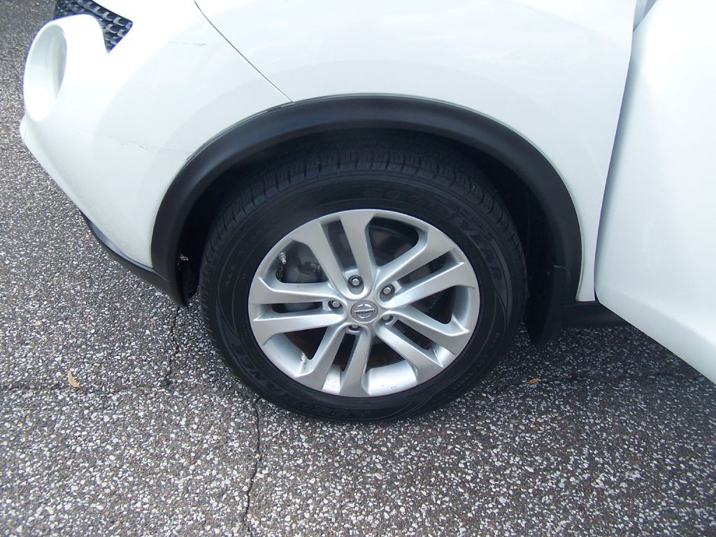 2017 Nissan Juke Image 14