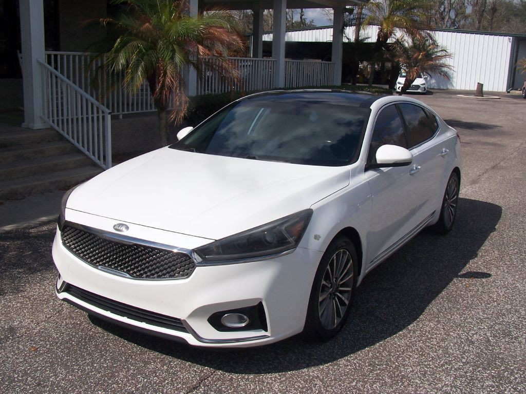 2017 Kia Cadenza Image 2