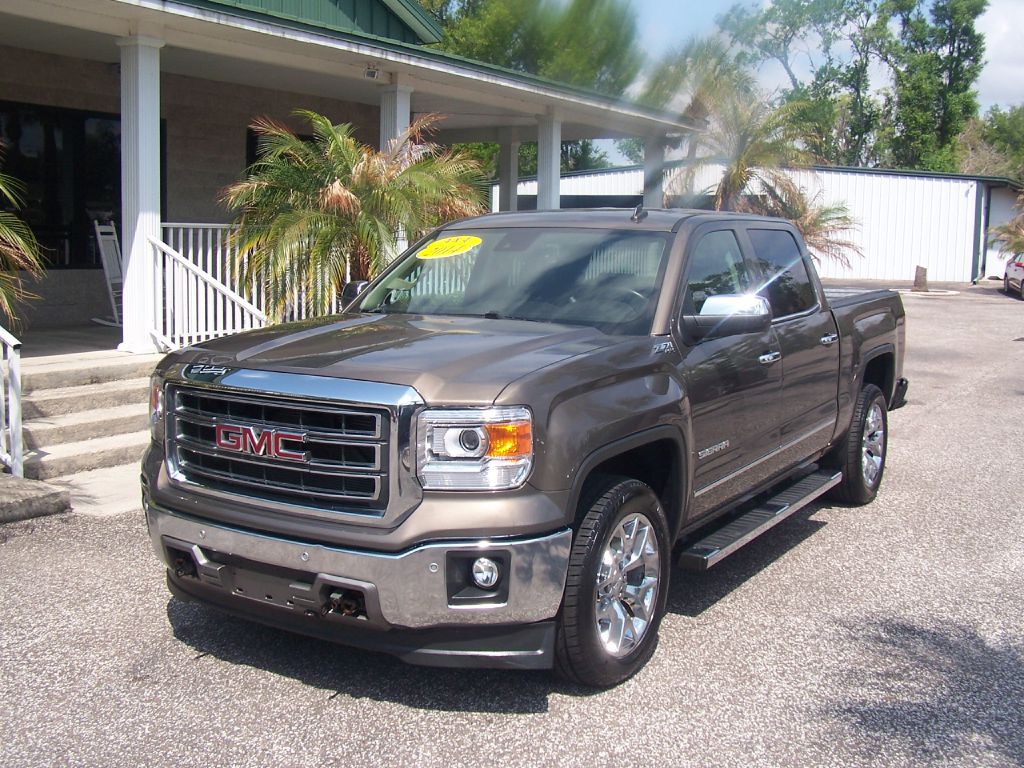 2014 GMC Sierra Image 2