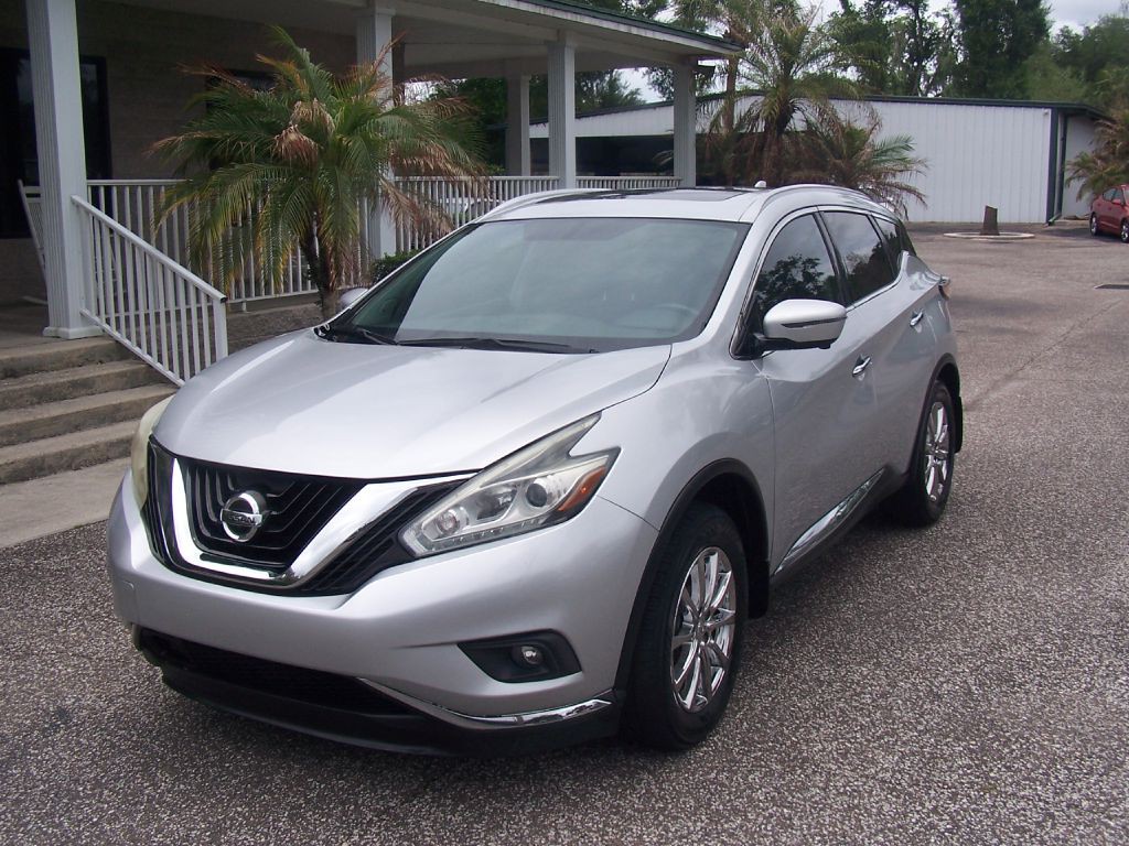 2017 Nissan Murano Image 2
