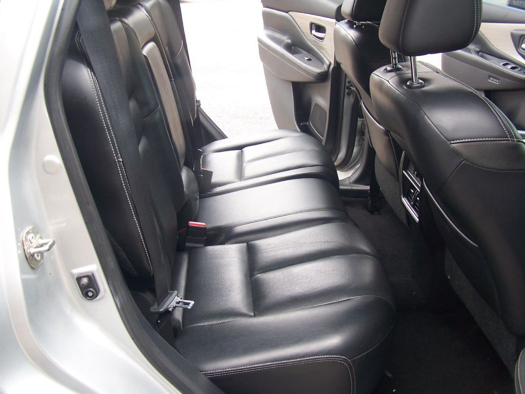 2017 Nissan Murano Image 9