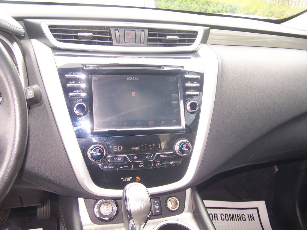 2017 Nissan Murano Image 12