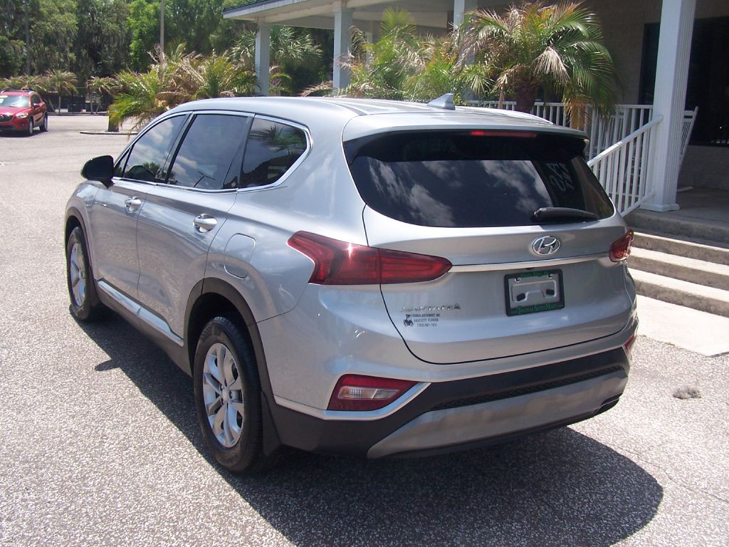 2020 Hyundai Santa Fe Image 5