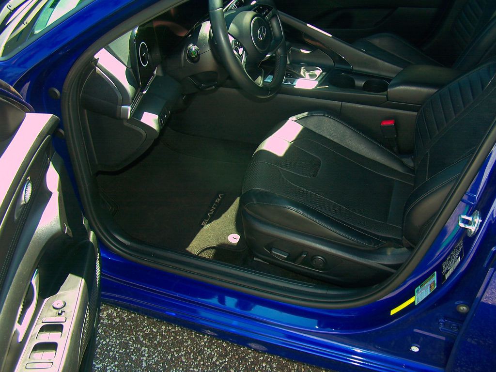 2021 Hyundai Elantra Image 6