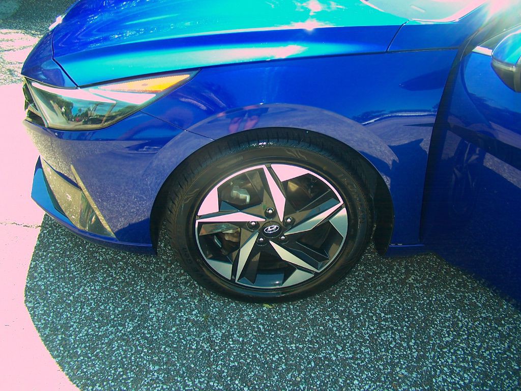 2021 Hyundai Elantra Image 15
