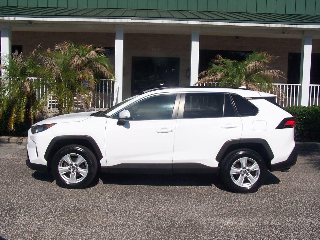 2020 Toyota Rav4 Image 1
