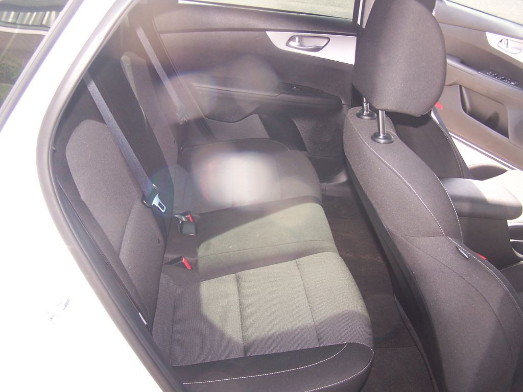 2023 Kia Forte Image 9