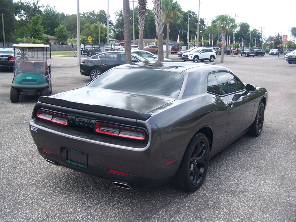 2020 Dodge Challenger Image 4