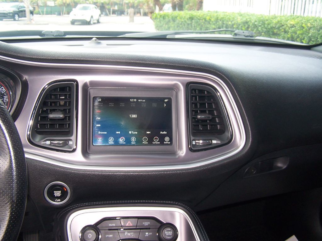 2020 Dodge Challenger Image 12