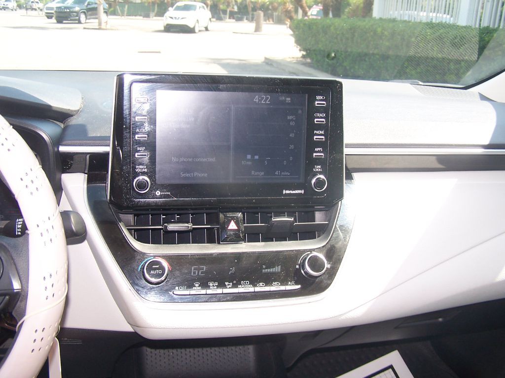 2021 Toyota Corolla Image 12