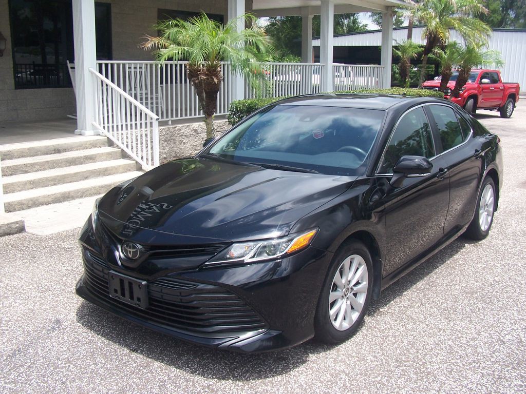2020 Toyota Camry Image 2