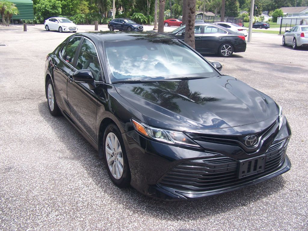 2020 Toyota Camry Image 3