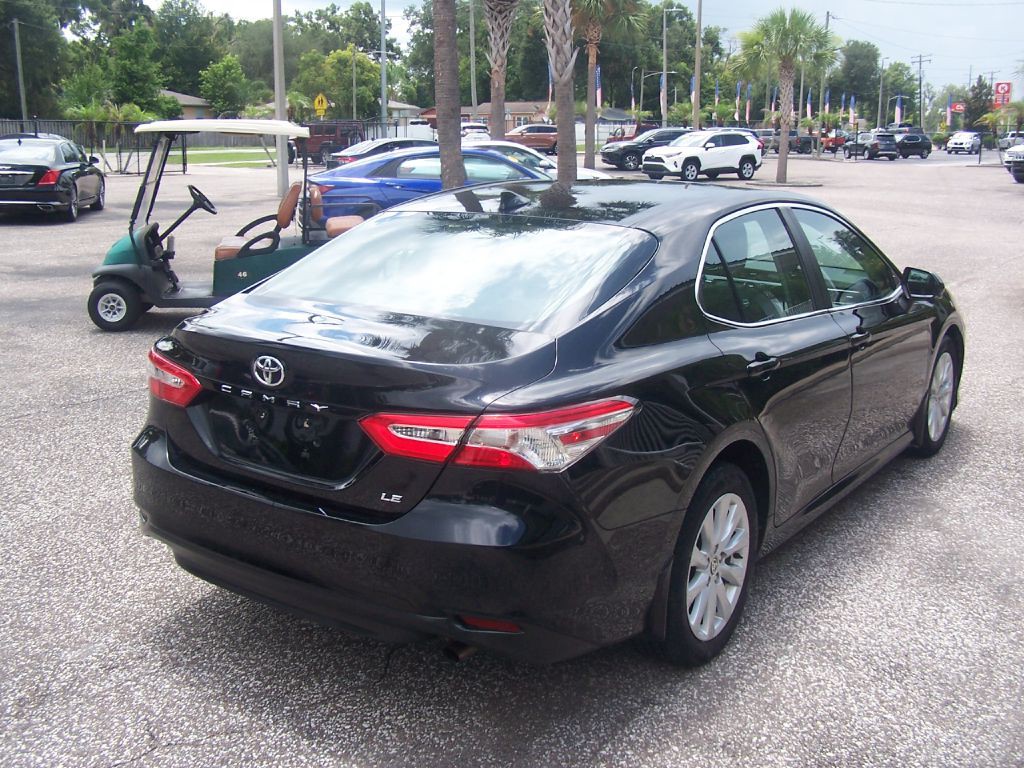 2020 Toyota Camry Image 4