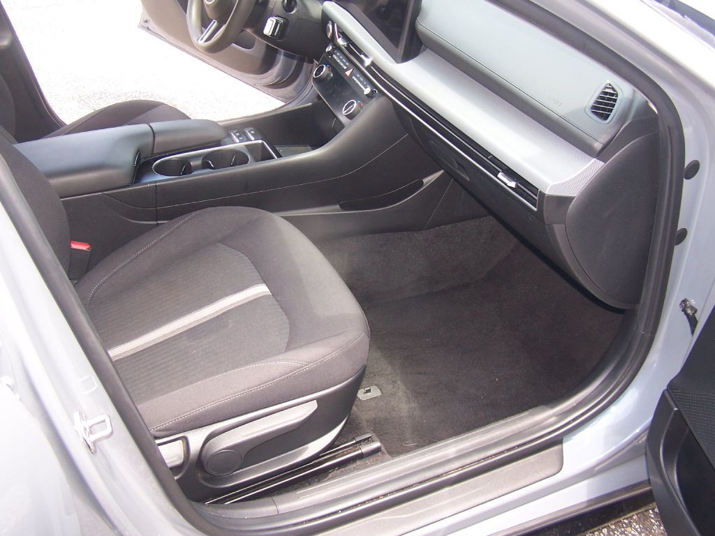 2025 Hyundai Sonata Image 8