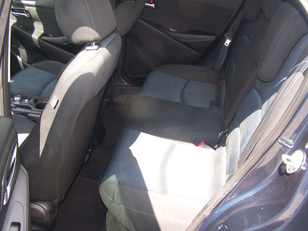 2017 Toyota Yaris Image 7