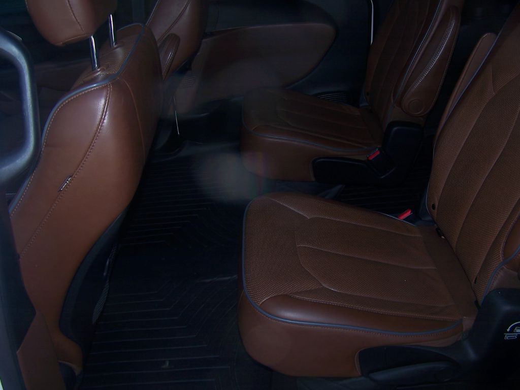 2019 Chrysler Pacifica Image 6