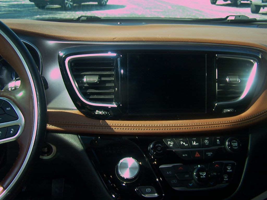 2019 Chrysler Pacifica Image 13