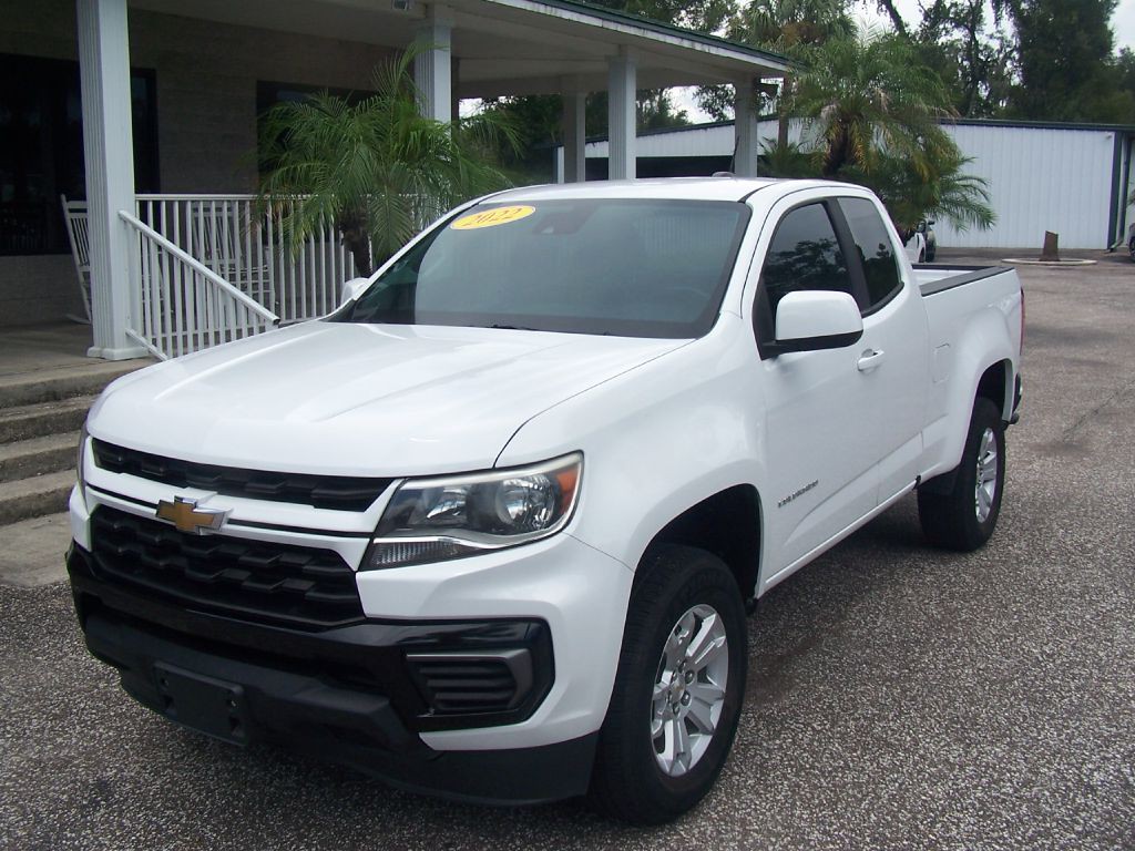 2022 Chevrolet Colorado Image 2