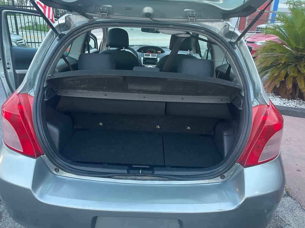 2007 Toyota Yaris Image 7