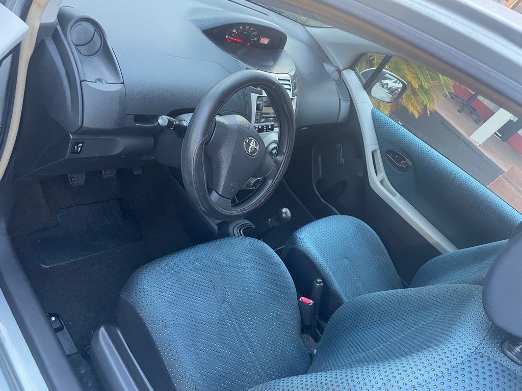 2007 Toyota Yaris Image 13