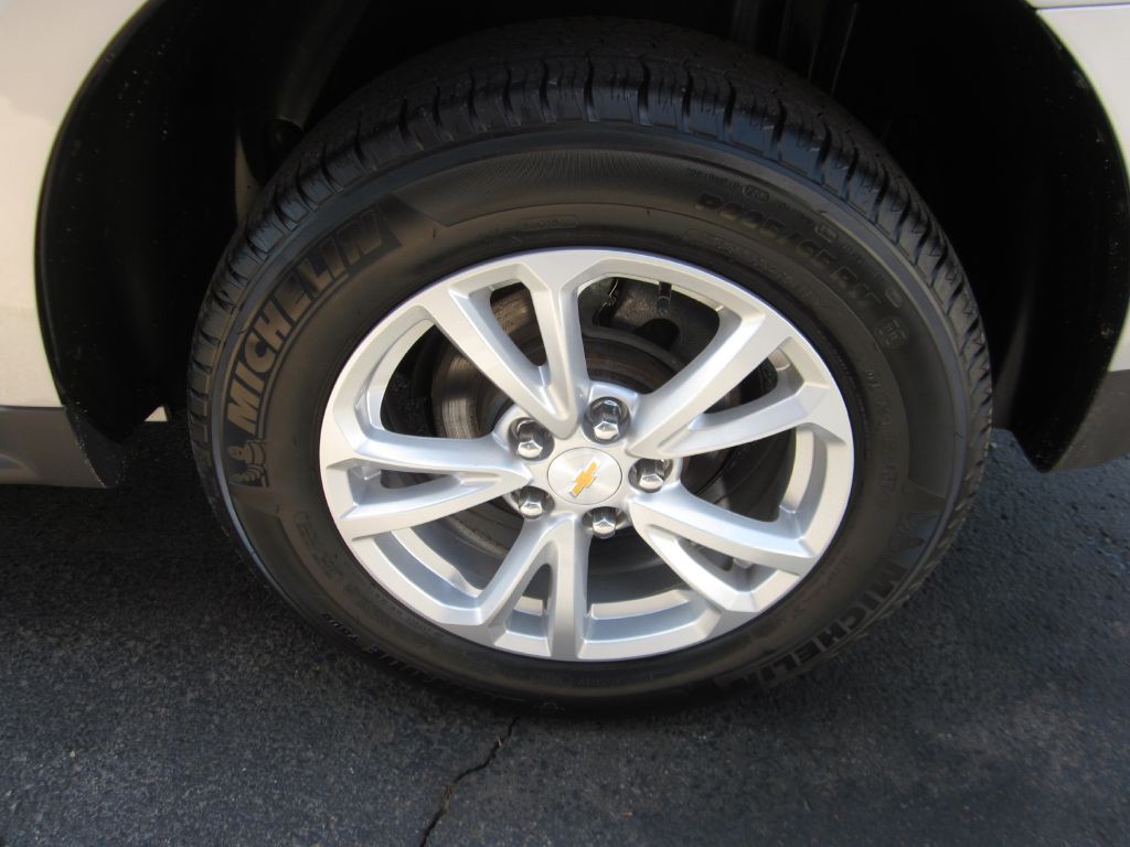 2016 Chevrolet Equinox Image 33
