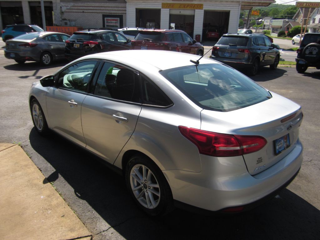 2018 Ford Focus Image 11
