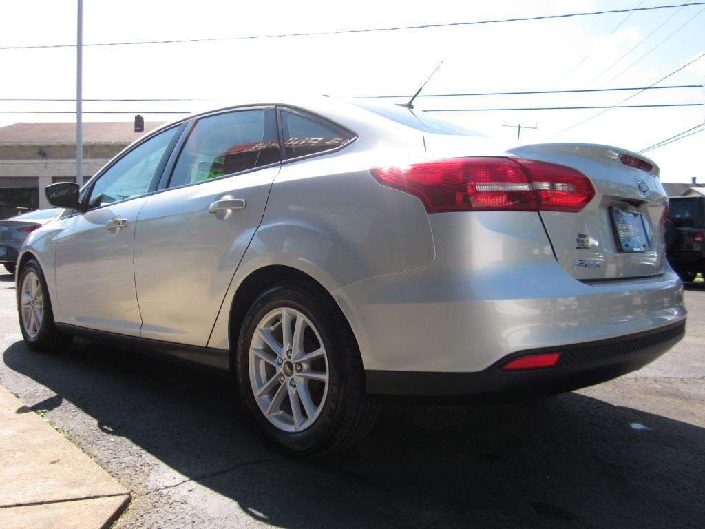 2018 Ford Focus Image 12