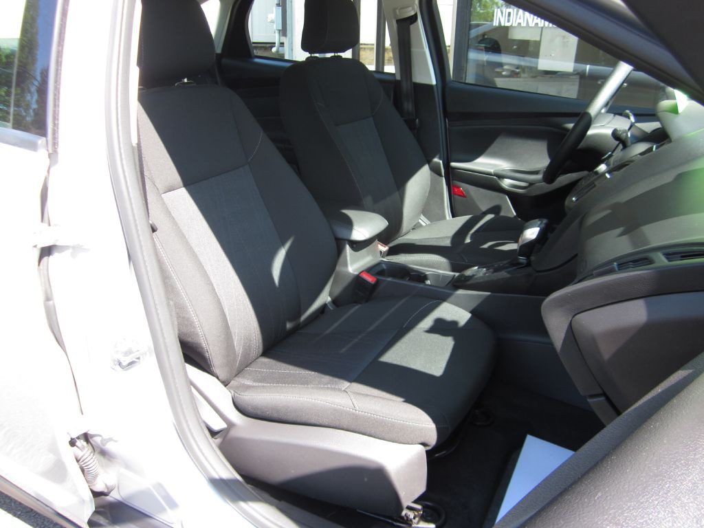 2018 Ford Focus Image 39